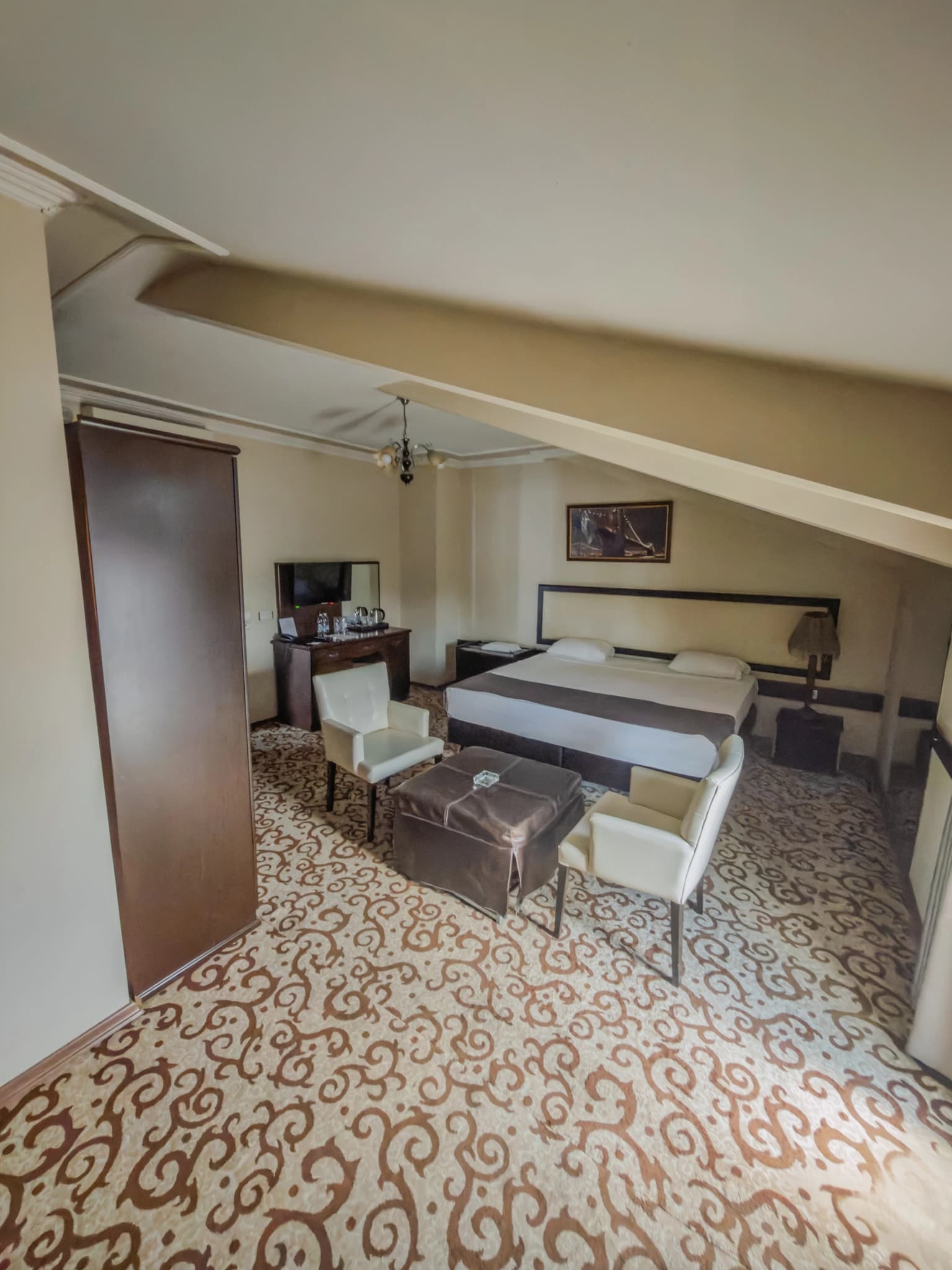 Suite 3